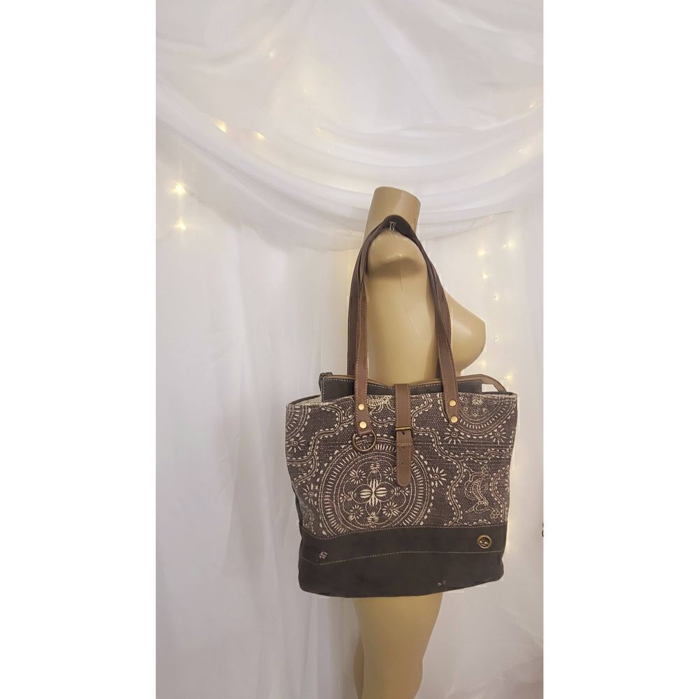 Myra Bag - Picture 8 of 8